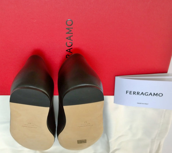 Ferragamo Vanna Black Leather Bow Flats 8.5C New in Box