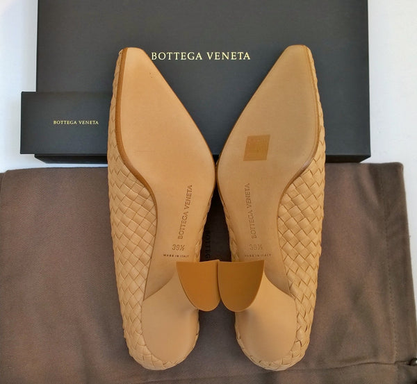Bottega Veneta Almond Intrecciato Block Heels in Woven Leather in Beige Shoes