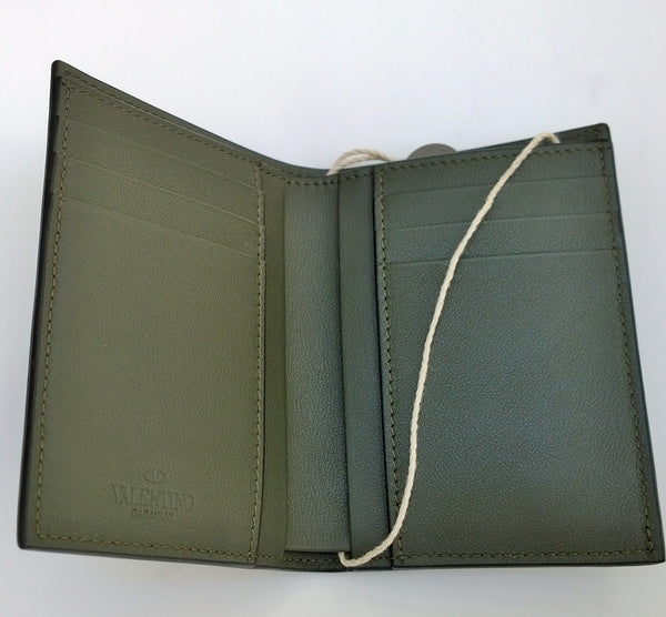 Valentino Garavani Rockstud Men's Wallet in Black and Green Leather Card Wallet Case