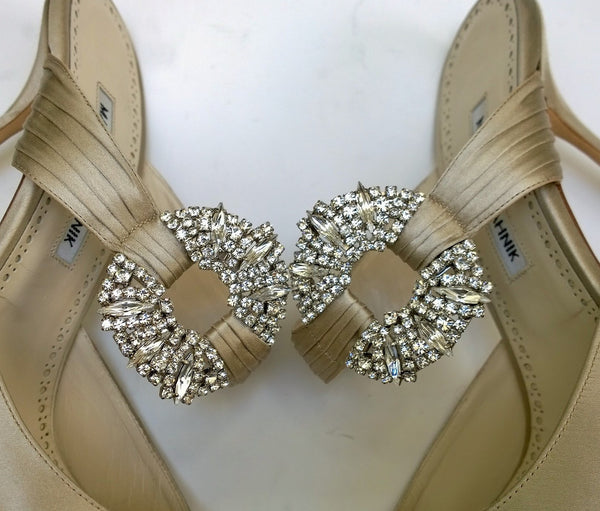 Manolo Blahnik Maidugura 105 Oyster Satin Heels New Mules Maidugura