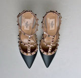 Valentino Garavani Black Leather High Heels Rockstud shoes