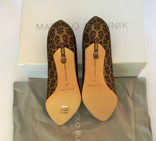 Manolo Blahnik Hangisi Brocade Heels Amethyst Rhinestone Buckle Shoes