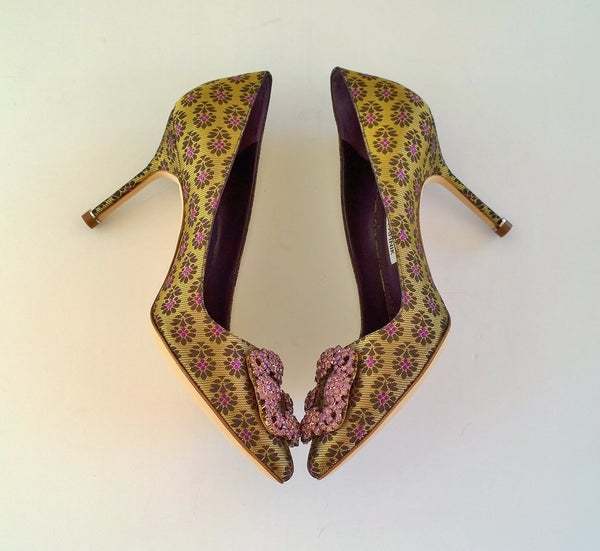 Manolo Blahnik Hangisi Brocade Heels Amethyst Rhinestone Buckle Shoes