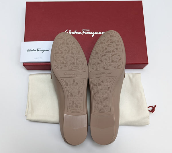 Ferragamo Trifoglio Stone Leather Loafers Flats