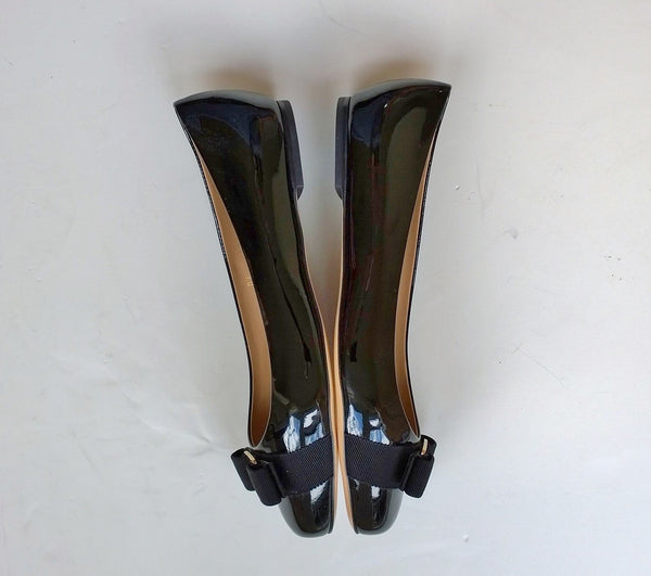 Ferragamo Varina Black Patent Flats new in box shoes bow flats C Width